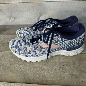 Brooks Adrenaline 19 Women's Size 12 B (Medium) Running Shoes Multicolor Knit